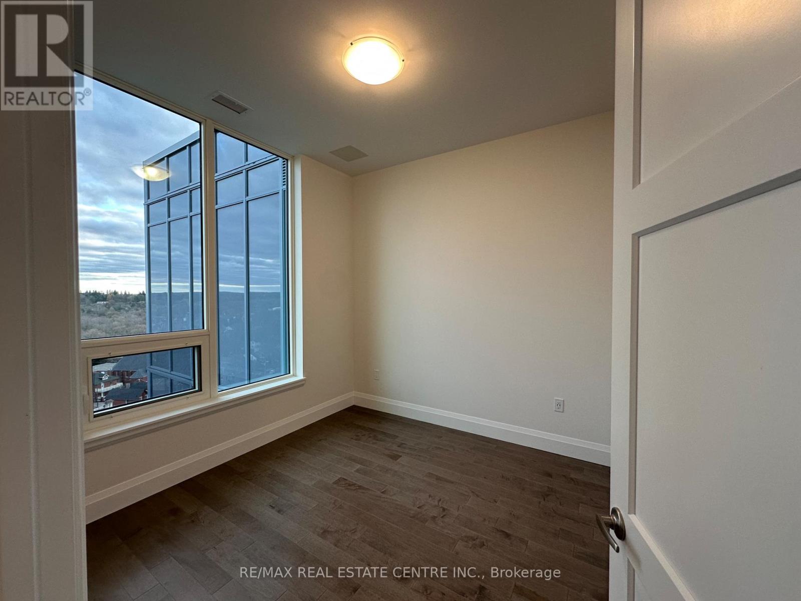 1403 - 93 Arthur Street S, Guelph, Ontario  N1E 0T3 - Photo 22 - X12642094