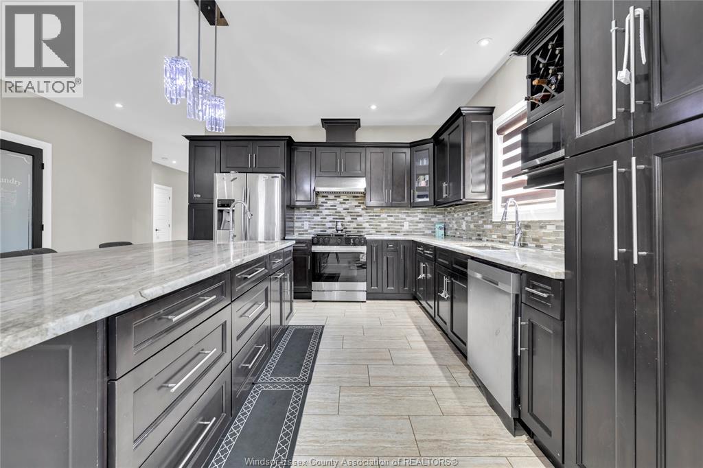 498 Sacred Heart Drive, Lasalle, Ontario  N9J 0A6 - Photo 10 - 25031902