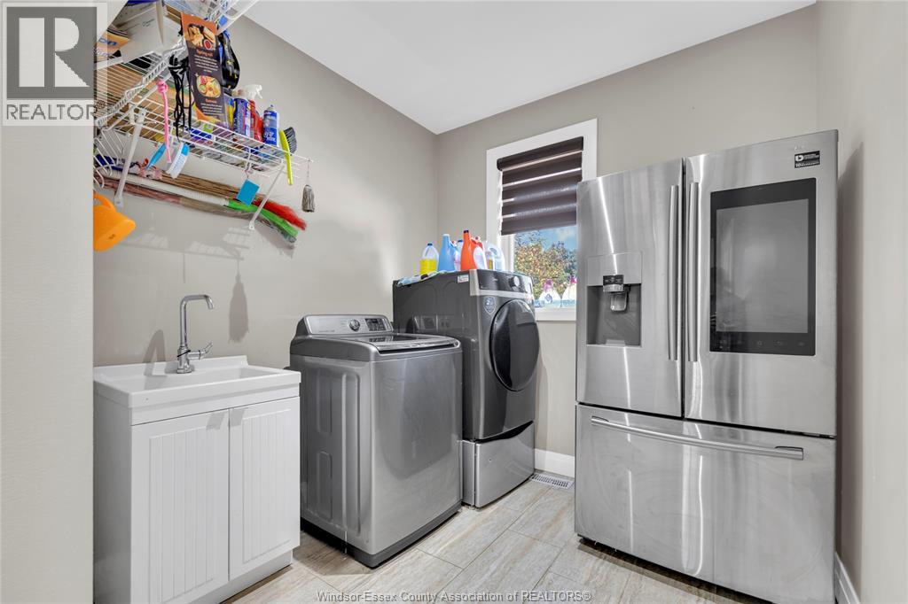 498 Sacred Heart Drive, Lasalle, Ontario  N9J 0A6 - Photo 29 - 25031902