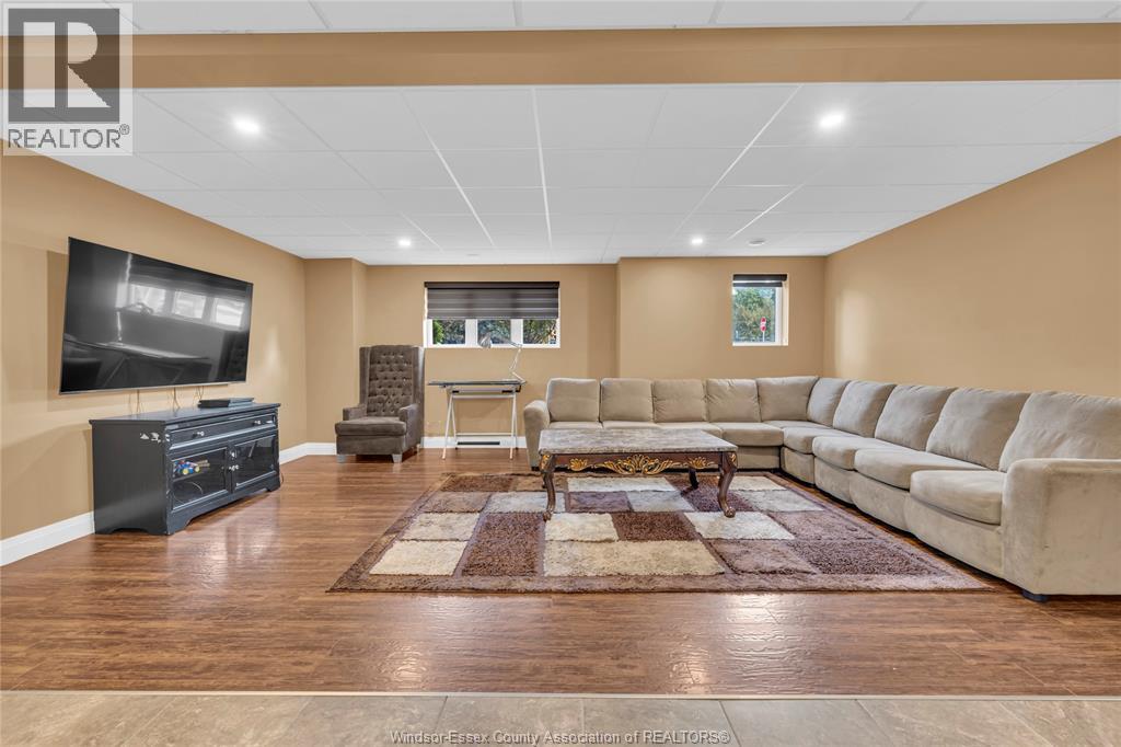 498 Sacred Heart Drive, Lasalle, Ontario  N9J 0A6 - Photo 31 - 25031902