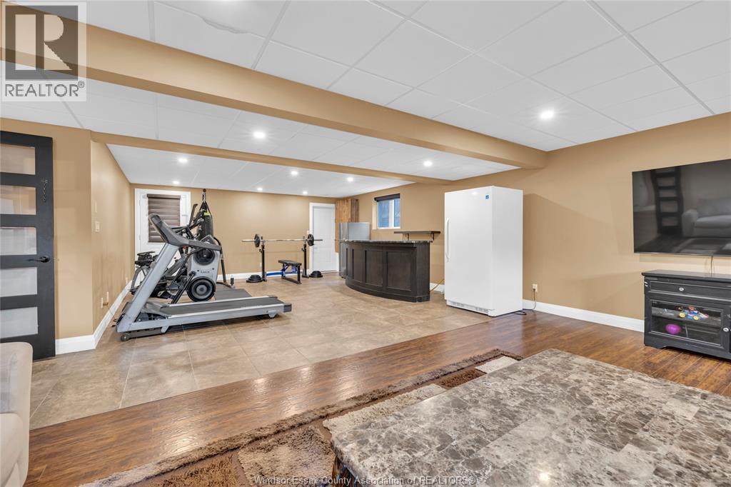 498 Sacred Heart Drive, Lasalle, Ontario  N9J 0A6 - Photo 32 - 25031902