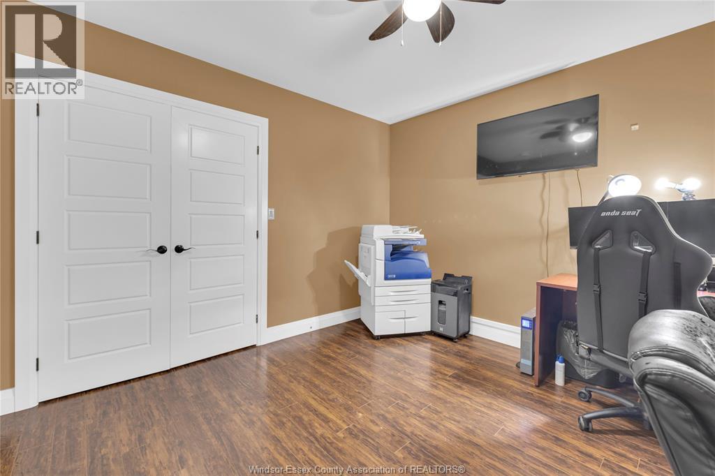 498 Sacred Heart Drive, Lasalle, Ontario  N9J 0A6 - Photo 39 - 25031902