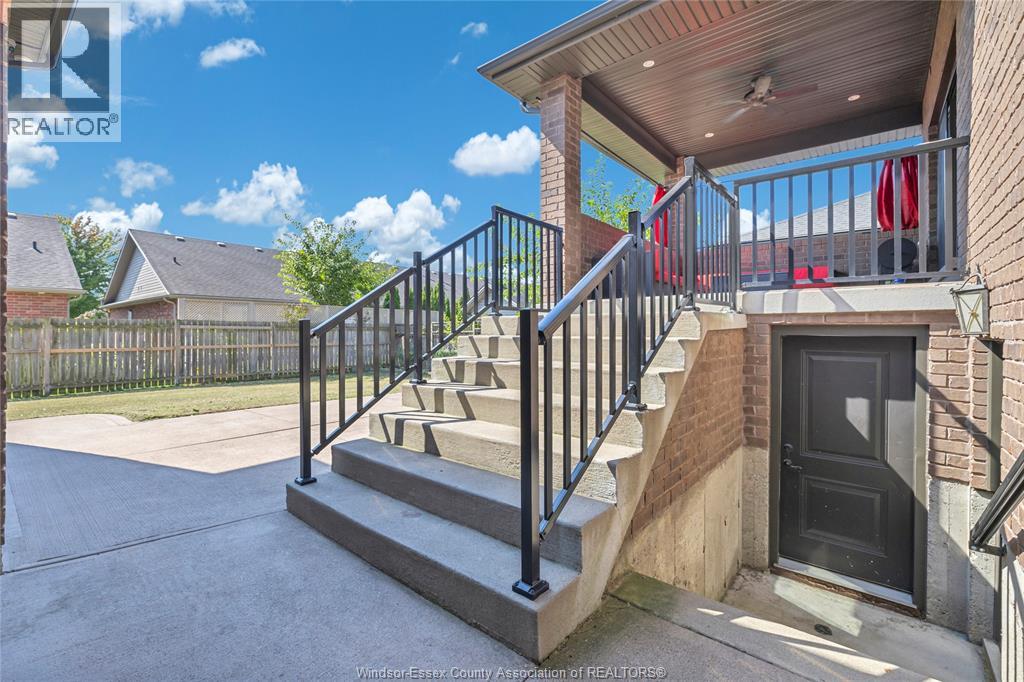 498 Sacred Heart Drive, Lasalle, Ontario  N9J 0A6 - Photo 46 - 25031902