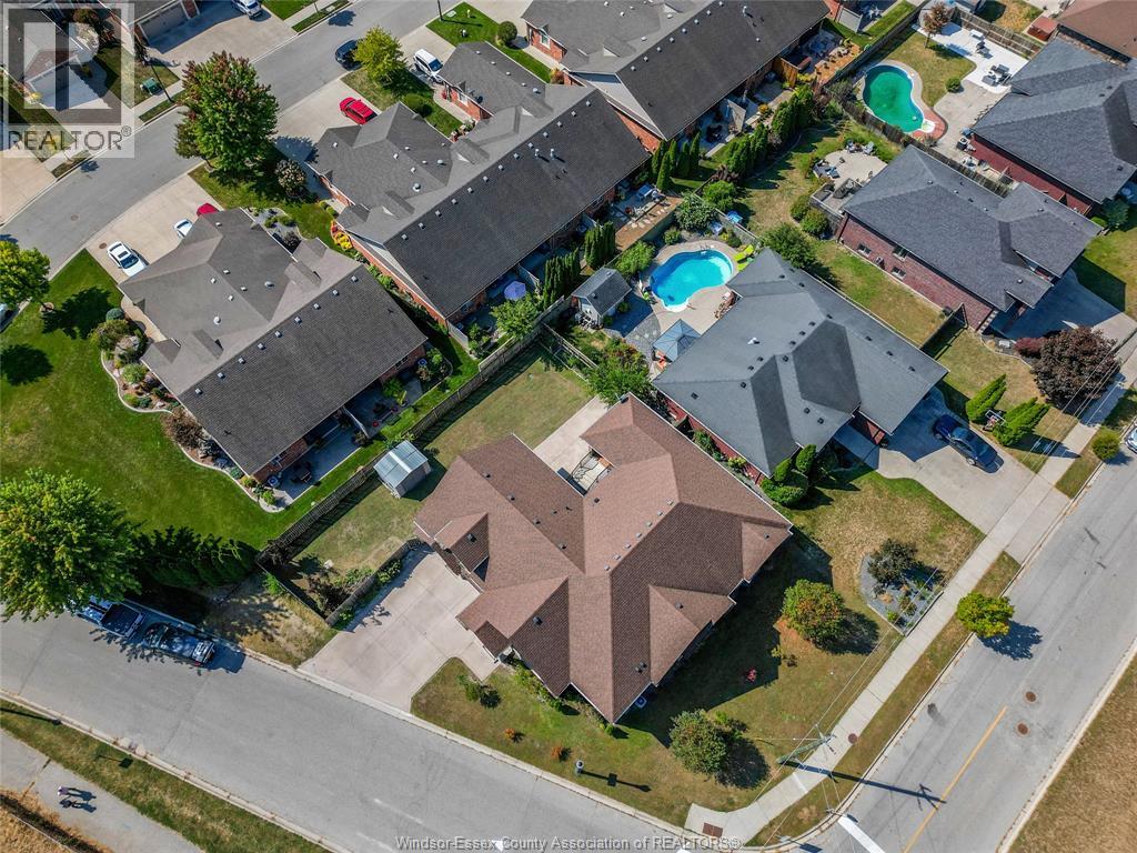 498 Sacred Heart Drive, Lasalle, Ontario  N9J 0A6 - Photo 49 - 25031902