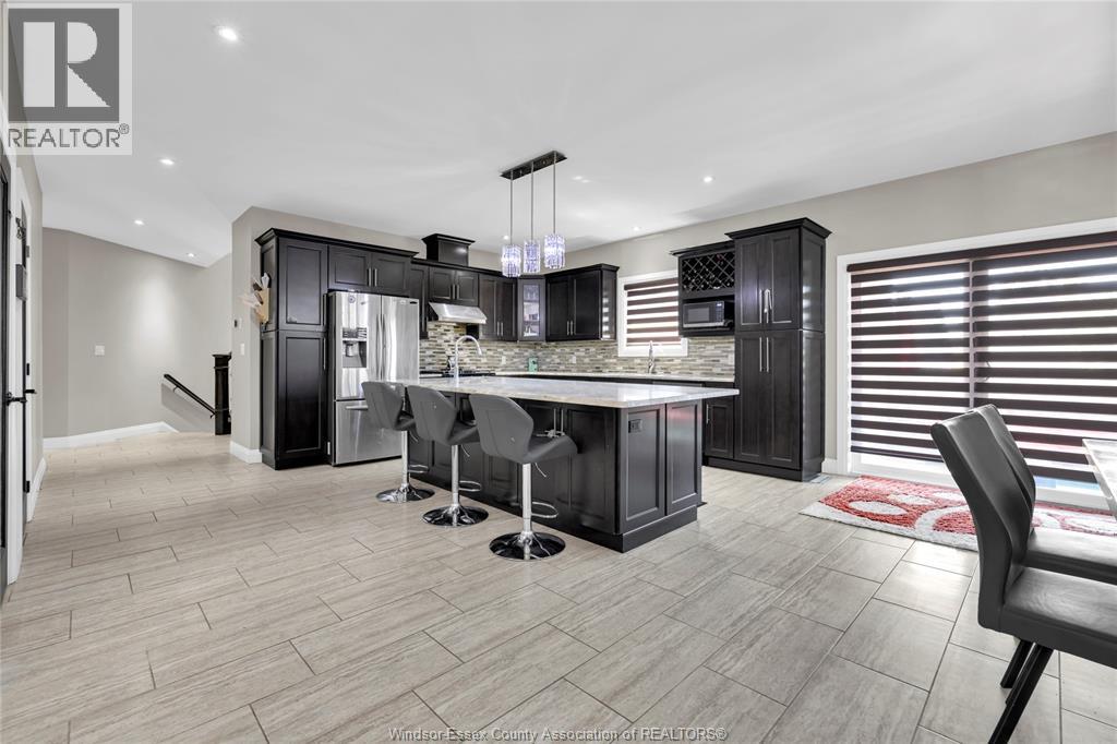 498 Sacred Heart Drive, Lasalle, Ontario  N9J 0A6 - Photo 9 - 25031902