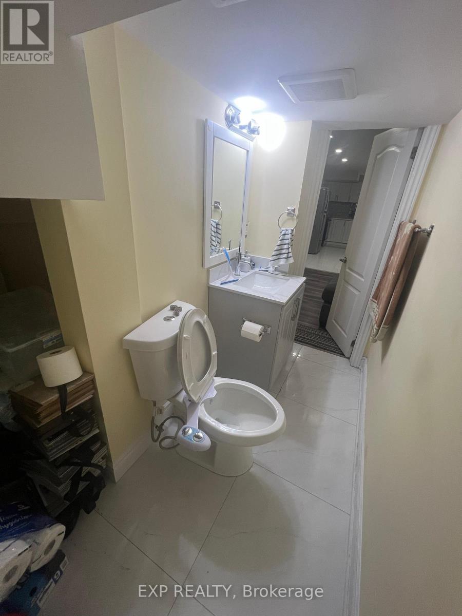 Lower - 47 Olivia Marie Road, Brampton, Ontario  L6Y 0M4 - Photo 10 - W12643406