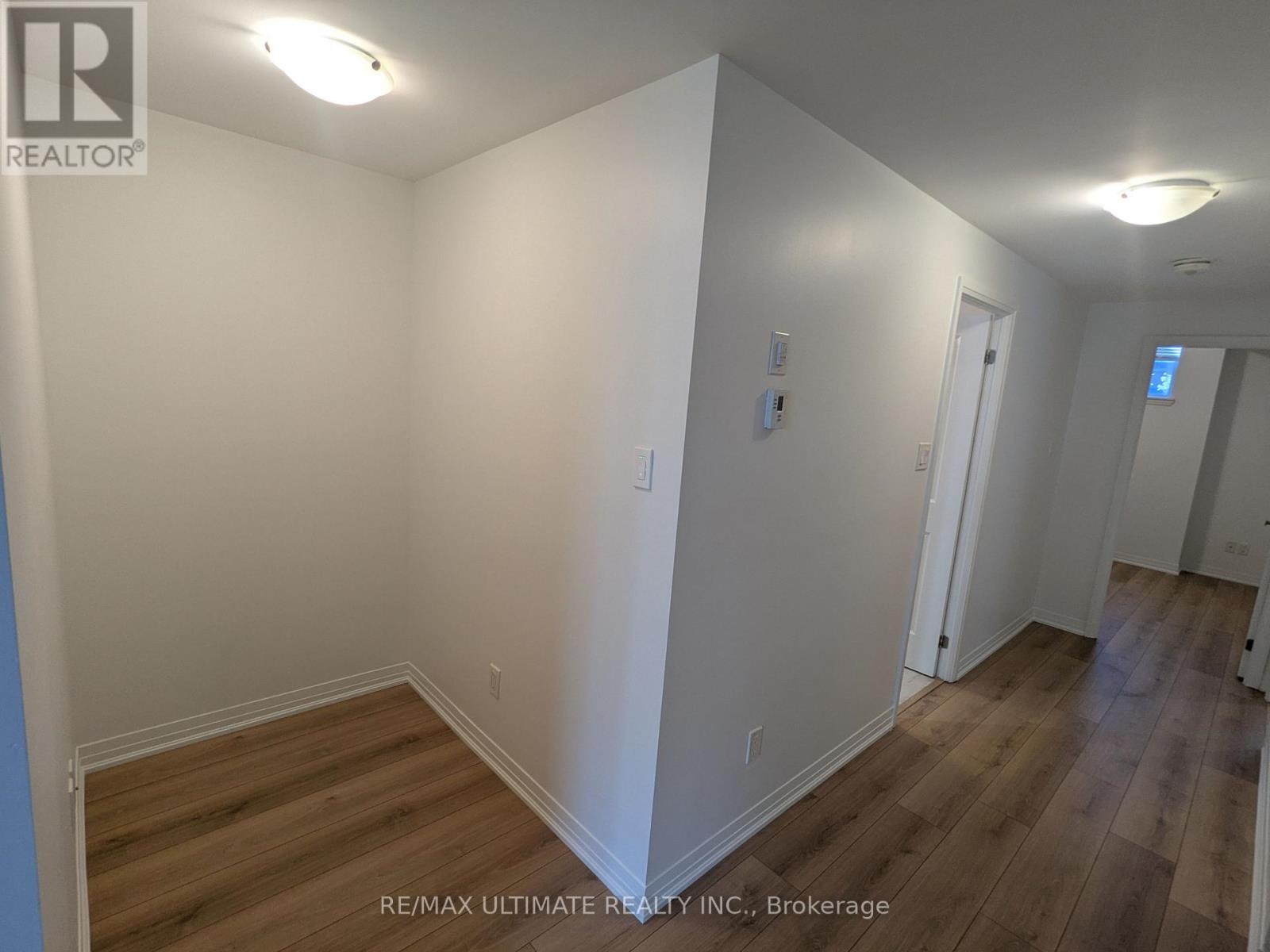 1 - 680 Atwater Avenue, Mississauga, Ontario  L5G 0B6 - Photo 8 - W12643418