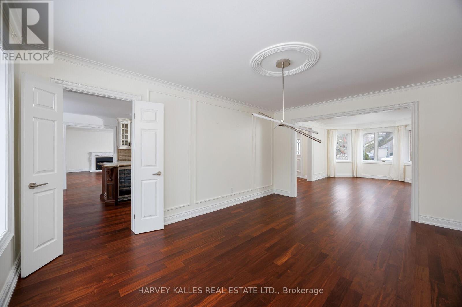 22 Finchley Road, Toronto, Ontario  M9A 2X5 - Photo 13 - W12643424