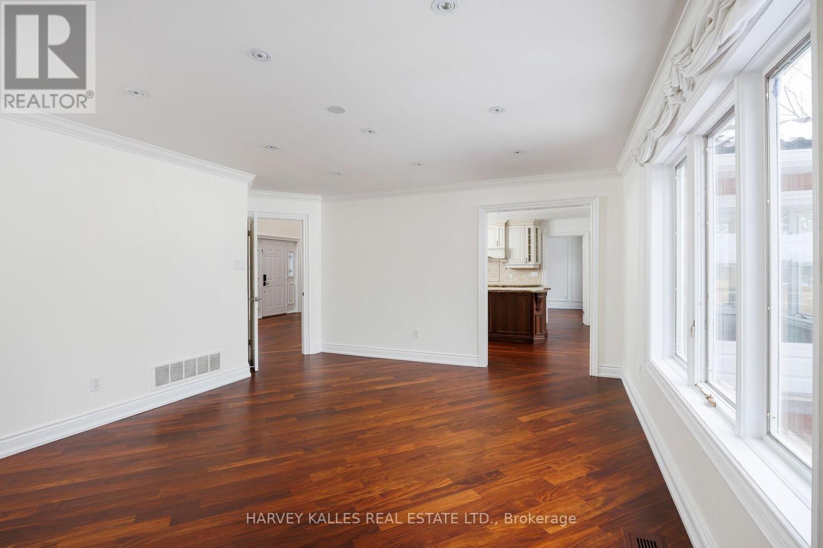 22 Finchley Road, Toronto, Ontario  M9A 2X5 - Photo 24 - W12643424