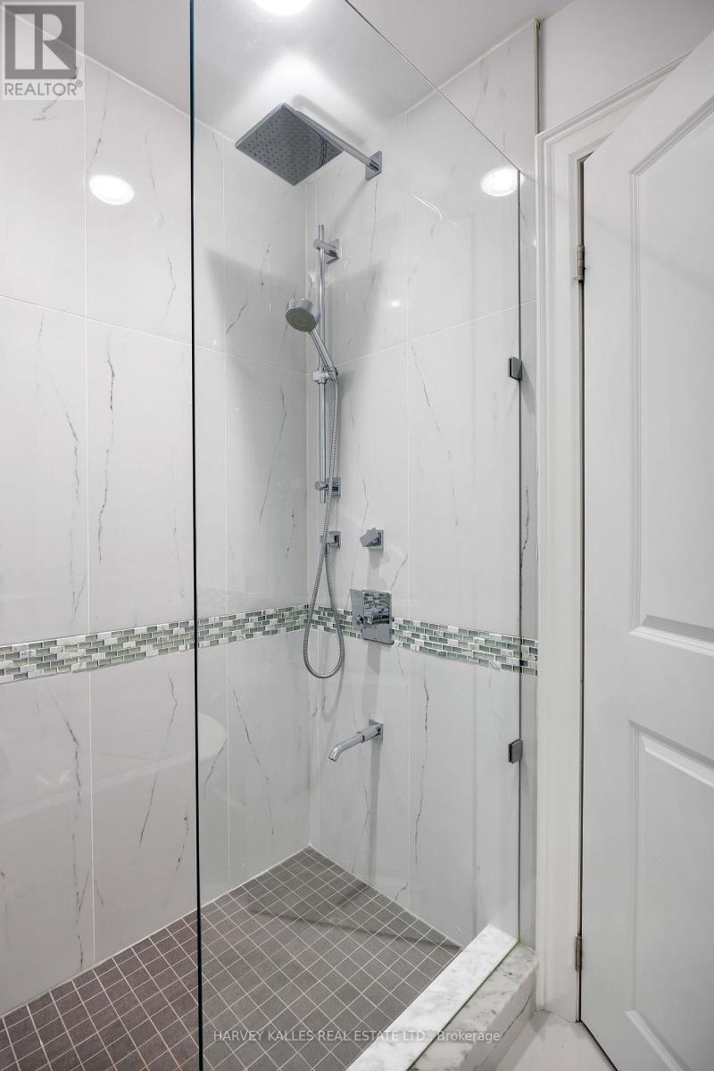 22 Finchley Road, Toronto, Ontario  M9A 2X5 - Photo 42 - W12643424