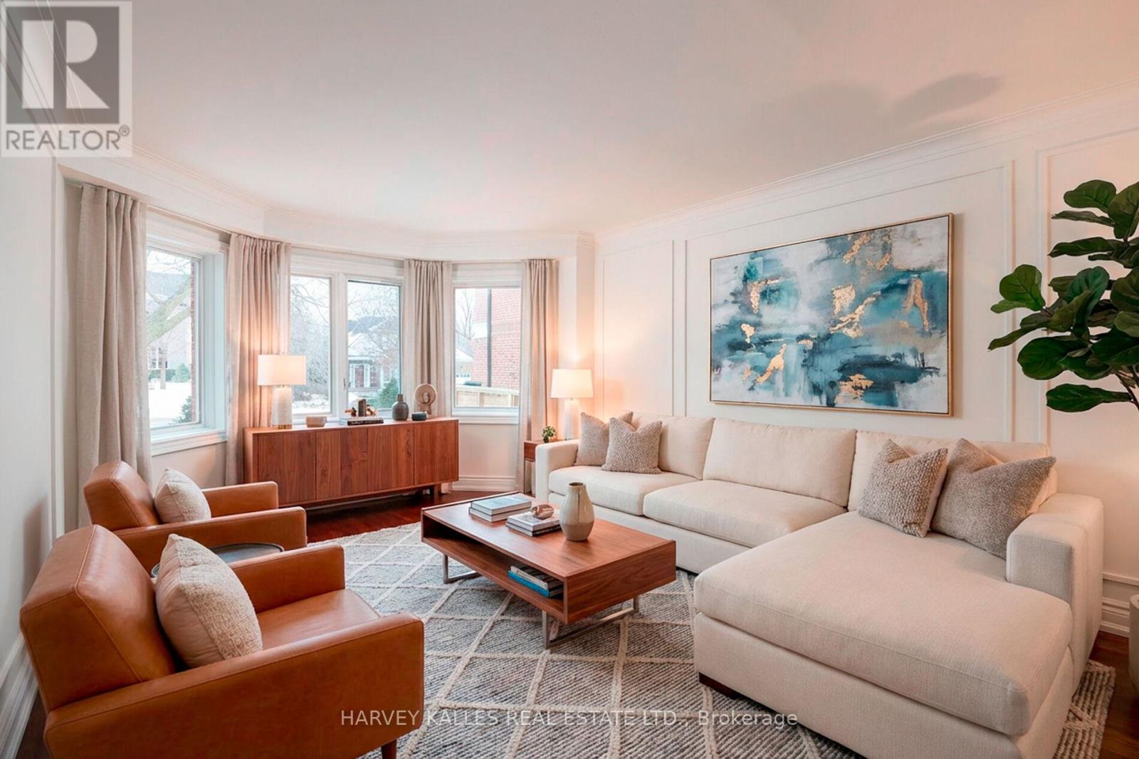 22 Finchley Road, Toronto, Ontario  M9A 2X5 - Photo 9 - W12643424