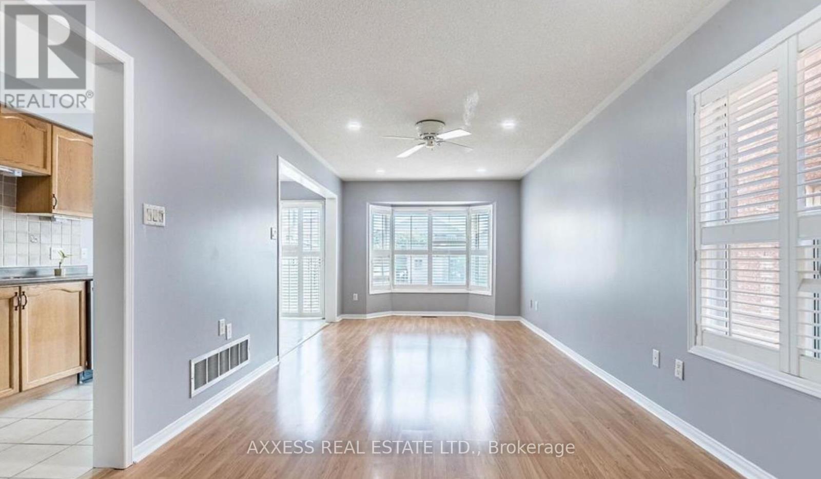 7059 Frontier Ridge, Mississauga, Ontario  L5N 7R6 - Photo 3 - W12643484