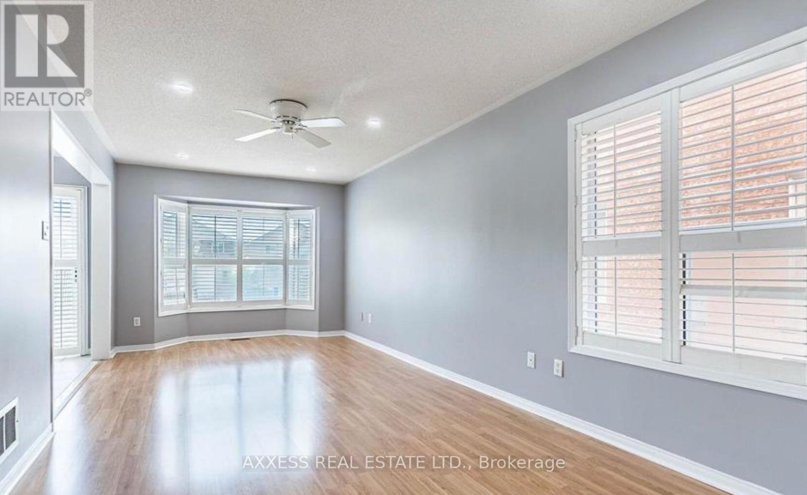 7059 Frontier Ridge, Mississauga, Ontario  L5N 7R6 - Photo 4 - W12643484