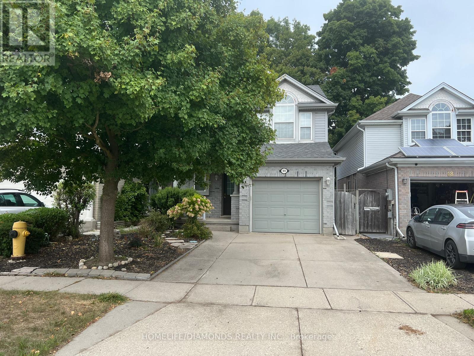 44 KARALEE CRESCENT, Cambridge, Ontario