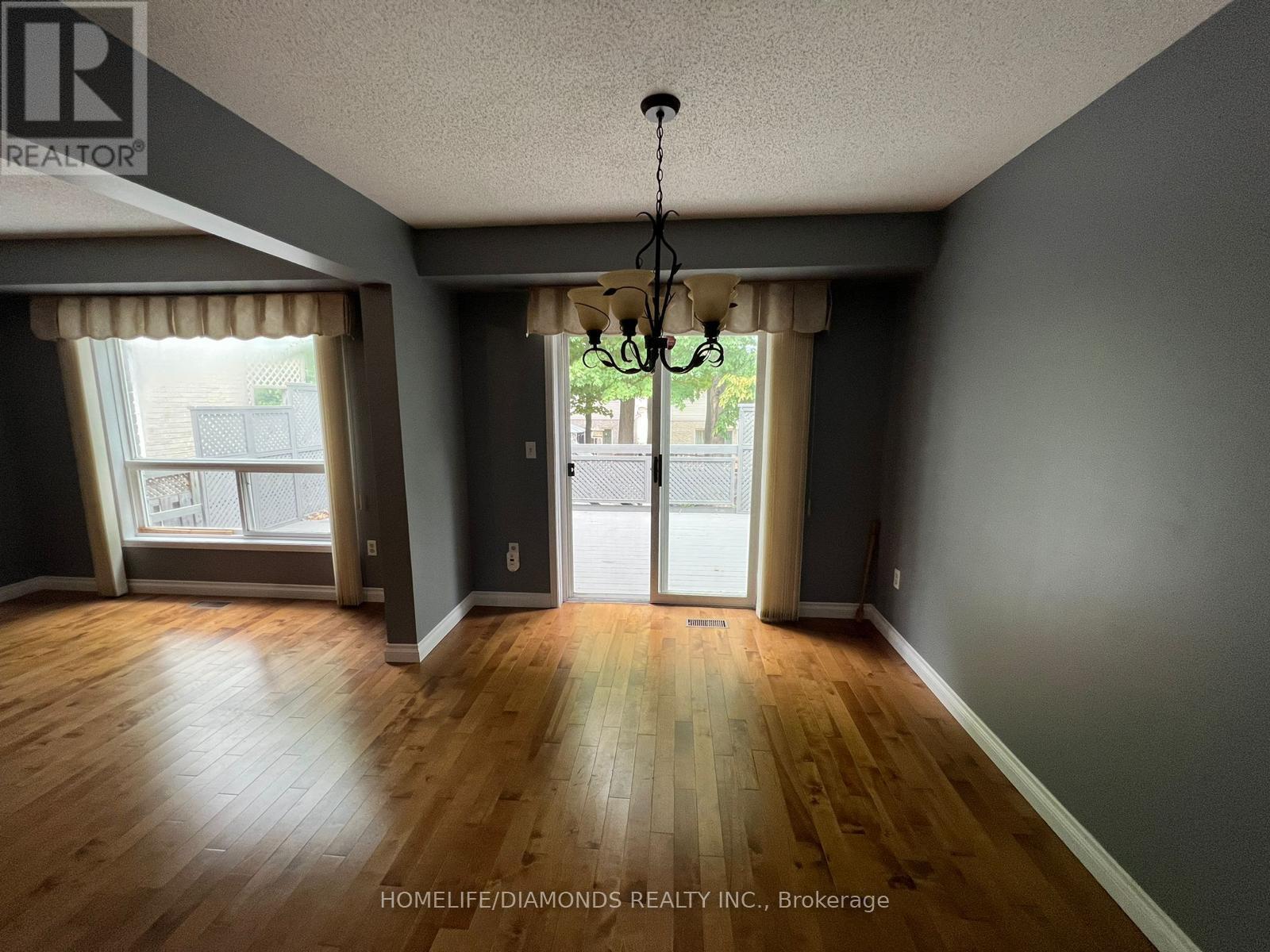 44 Karalee Crescent, Cambridge, Ontario  N3C 4H3 - Photo 12 - X12643382