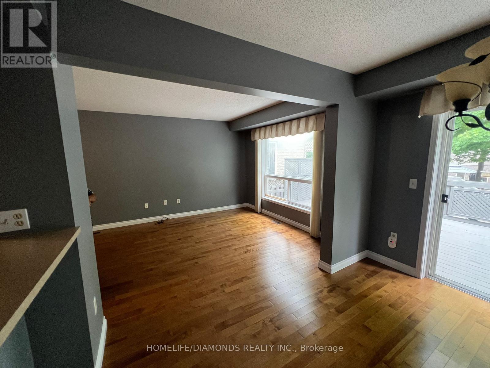 44 Karalee Crescent, Cambridge, Ontario  N3C 4H3 - Photo 14 - X12643382