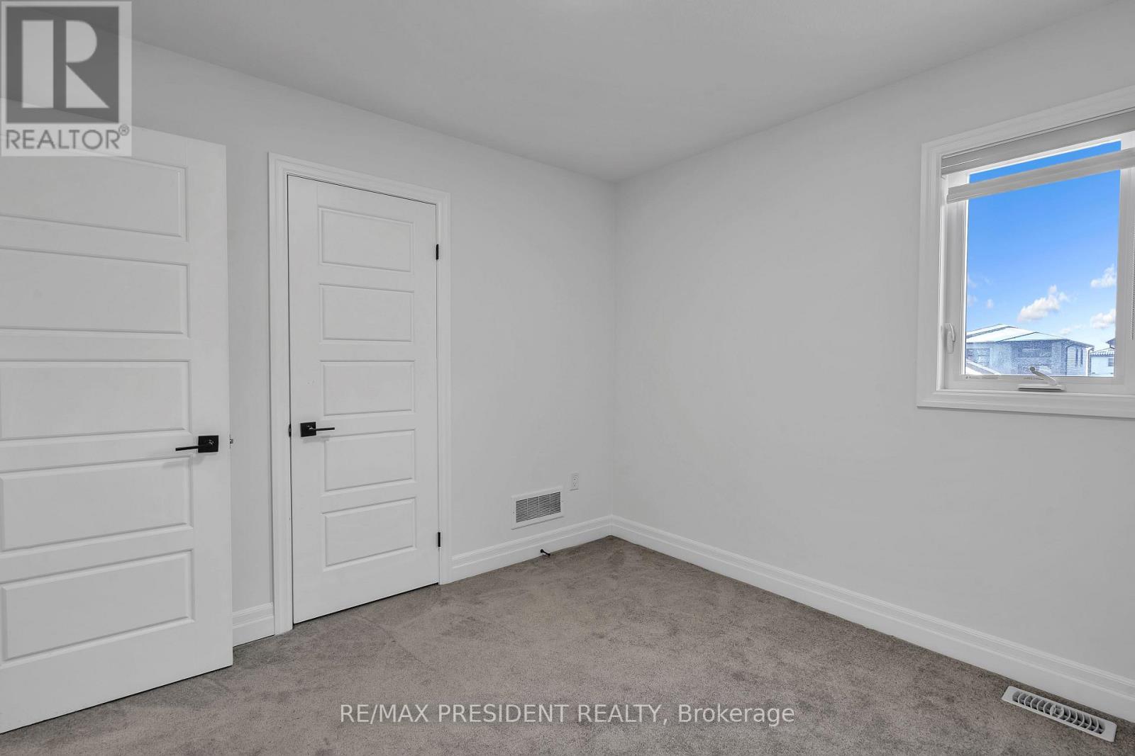 133 Marconi Court, London East, Ontario  N5V 0C9 - Photo 26 - X12643404