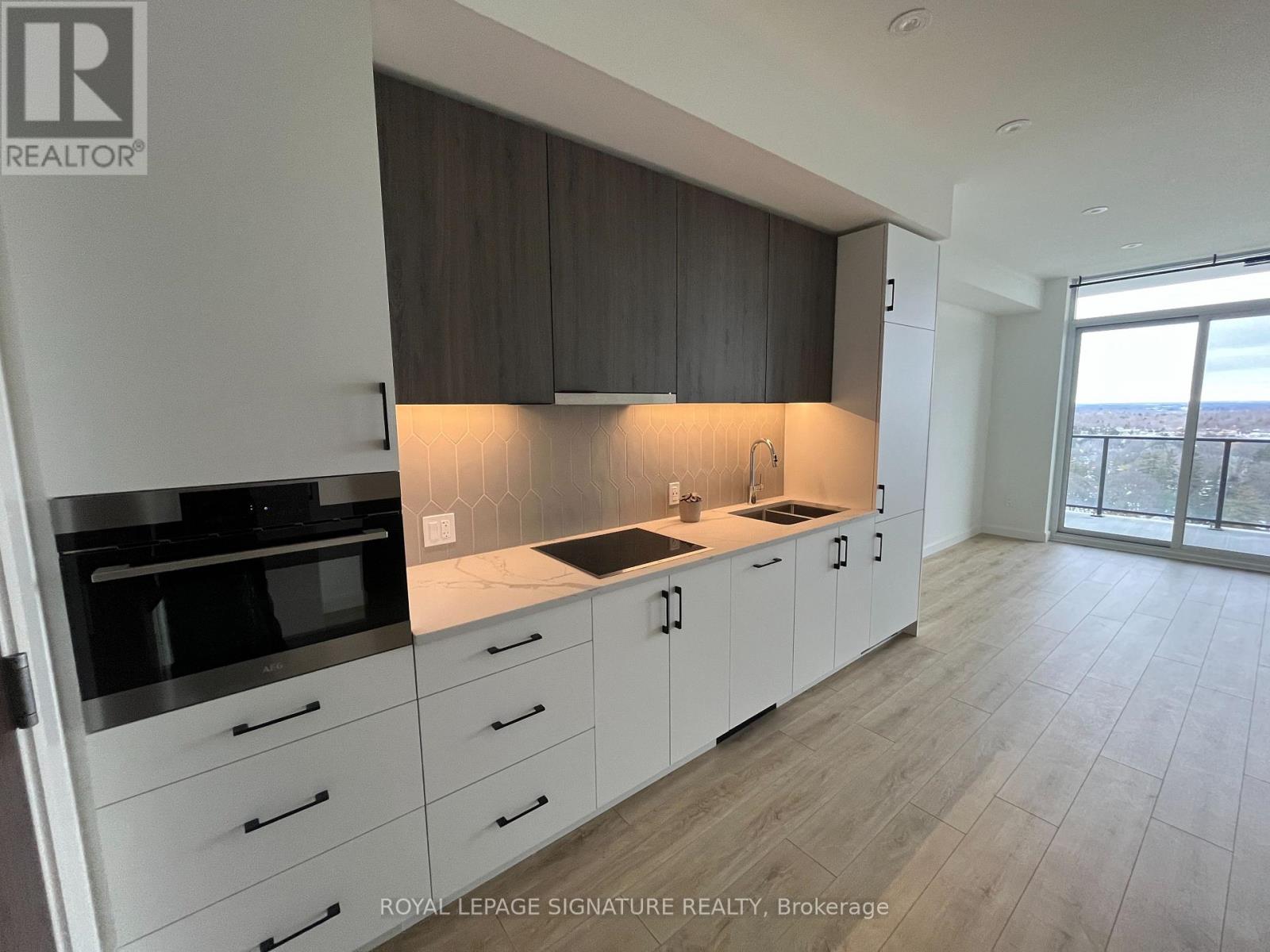 1301 - 741 King Street W, Kitchener, Ontario  N2G 1E5 - Photo 6 - X12643412