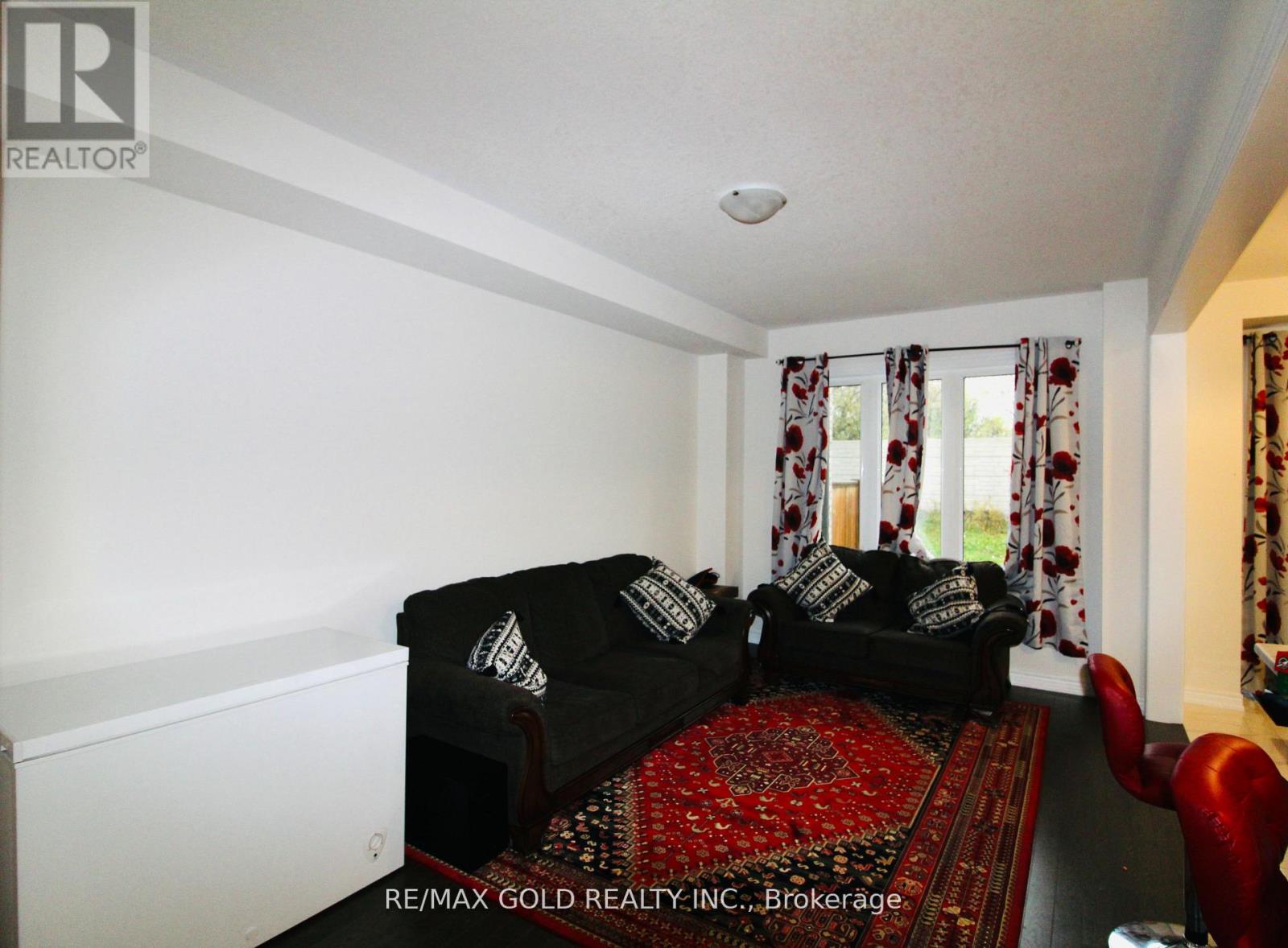 52 - 166 Deerpath Drive, Guelph, Ontario  N1K 0E2 - Photo 4 - X12643466