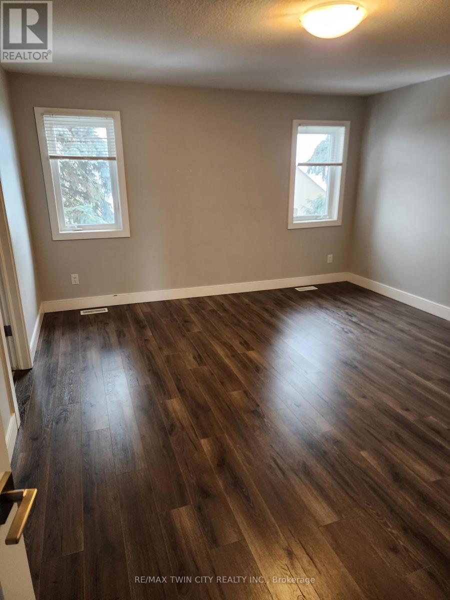 4 - 291 Falcon Drive, Woodstock, Ontario  N4T 0M7 - Photo 12 - X12643490