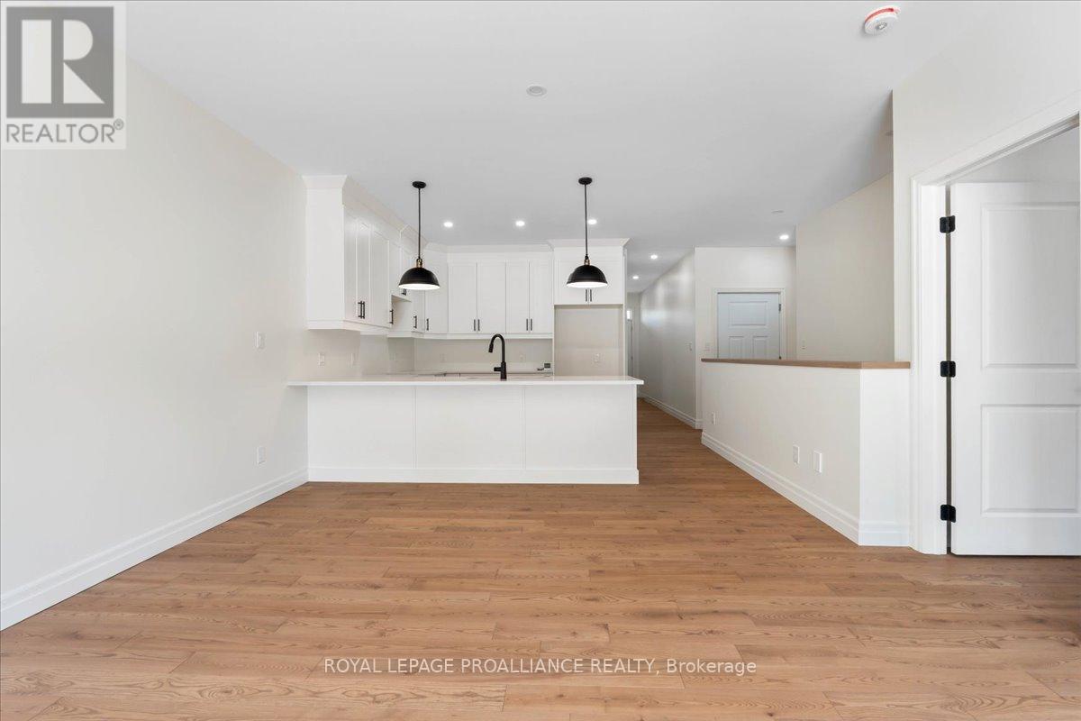 163 Pomeroy Avenue, Tweed, Ontario  K0K 3J0 - Photo 2 - X12643550