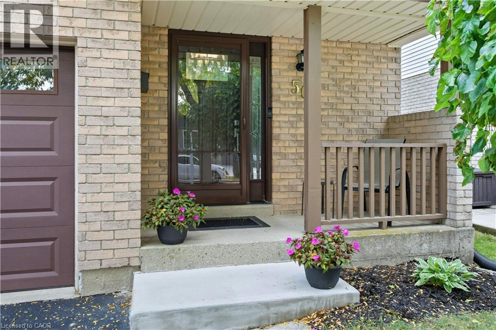 56 Muscot Drive, Hamilton, Ontario  L8J 2B3 - Photo 3 - 40772270