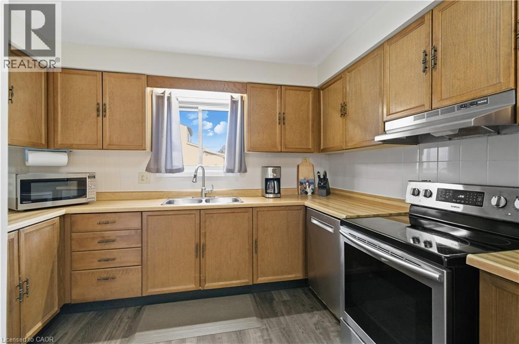 56 Muscot Drive, Hamilton, Ontario  L8J 2B3 - Photo 11 - 40772270