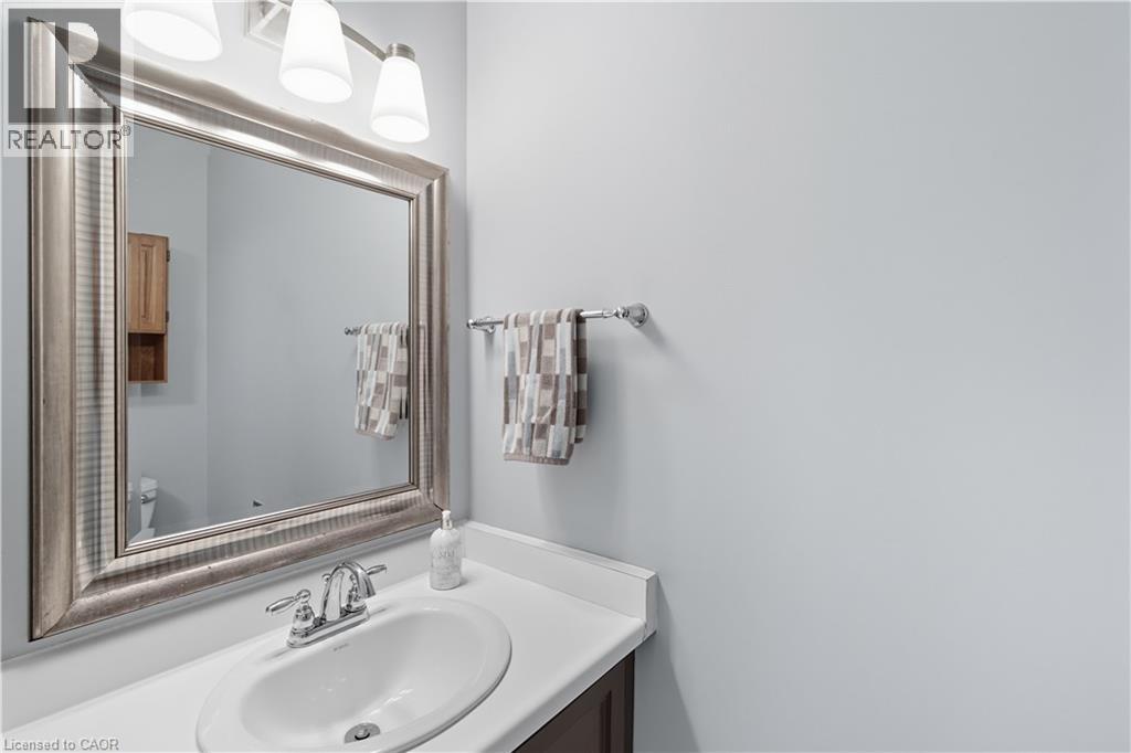 56 Muscot Drive, Hamilton, Ontario  L8J 2B3 - Photo 7 - 40772270