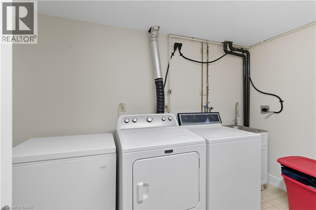 56 Muscot Drive, Hamilton, Ontario  L8J 2B3 - Photo 37 - 40772270