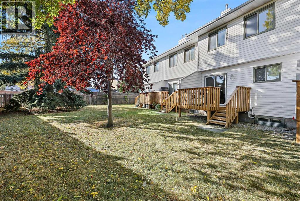 64 Abbeydale Villas Ne, Calgary, Alberta  T2A 7P6 - Photo 33 - A2263228