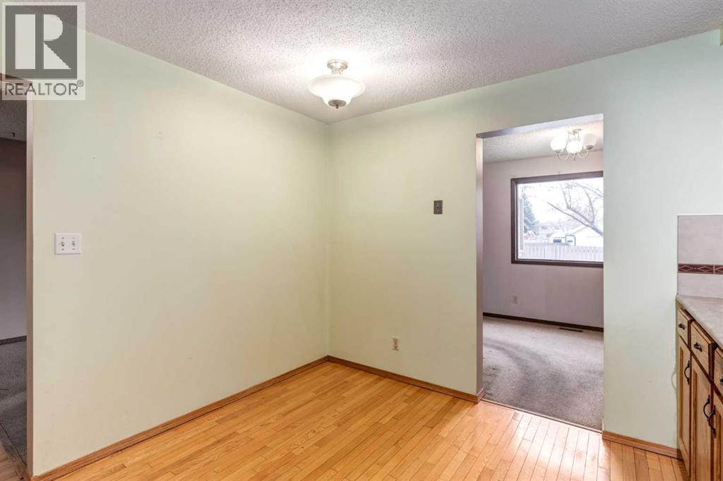 2413 146 Avenue Se, Calgary, Alberta  T2J 5Y9 - Photo 7 - A2275669