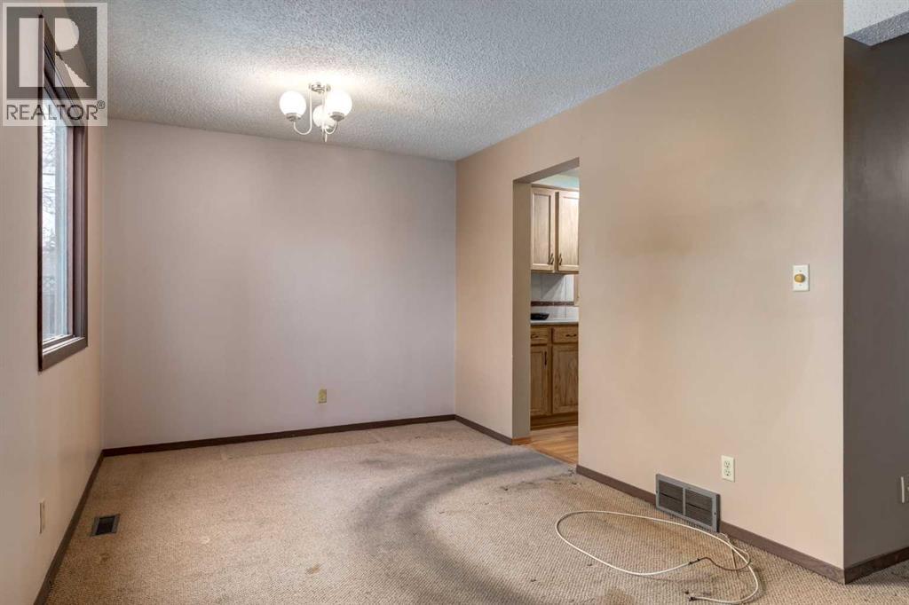 2413 146 Avenue Se, Calgary, Alberta  T2J 5Y9 - Photo 5 - A2275669