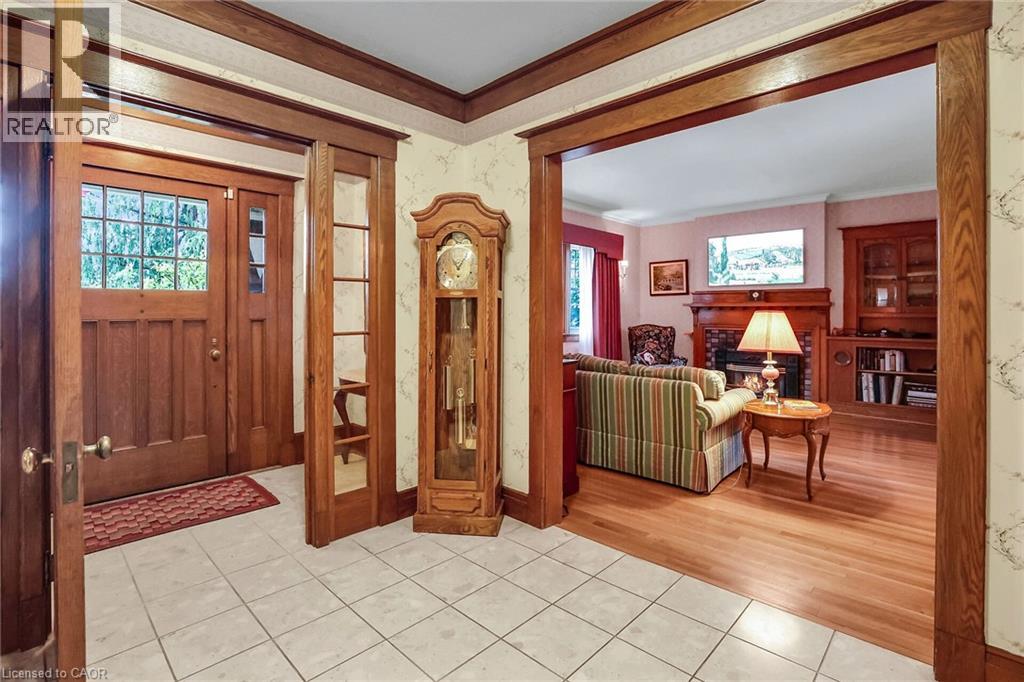 102 Main Street E, Grimsby, Ontario  L3M 1N8 - Photo 13 - 40781033