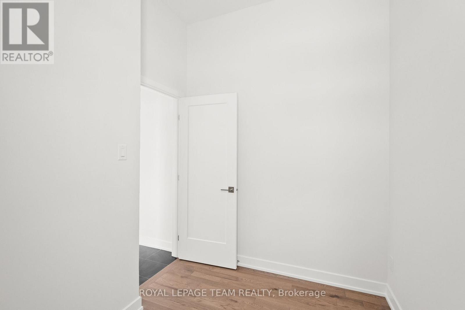 1086 Moore Street, Brockville, Ontario  K6V 0H2 - Photo 35 - X12643532