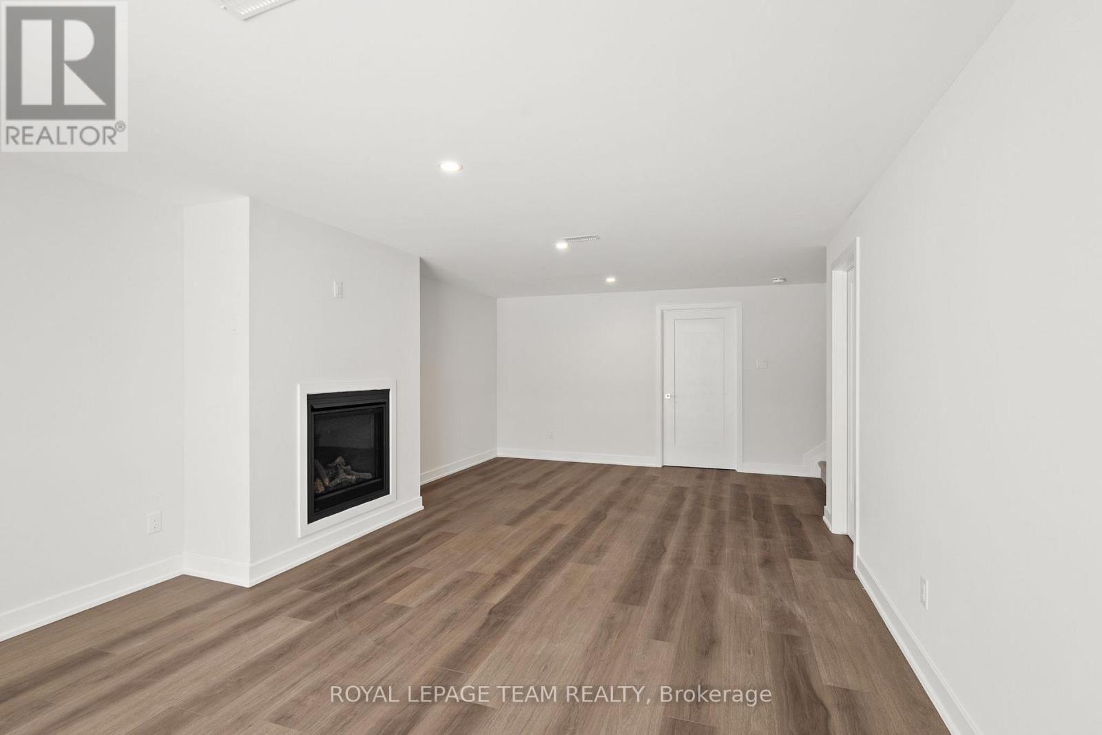 1086 Moore Street, Brockville, Ontario  K6V 0H2 - Photo 39 - X12643532