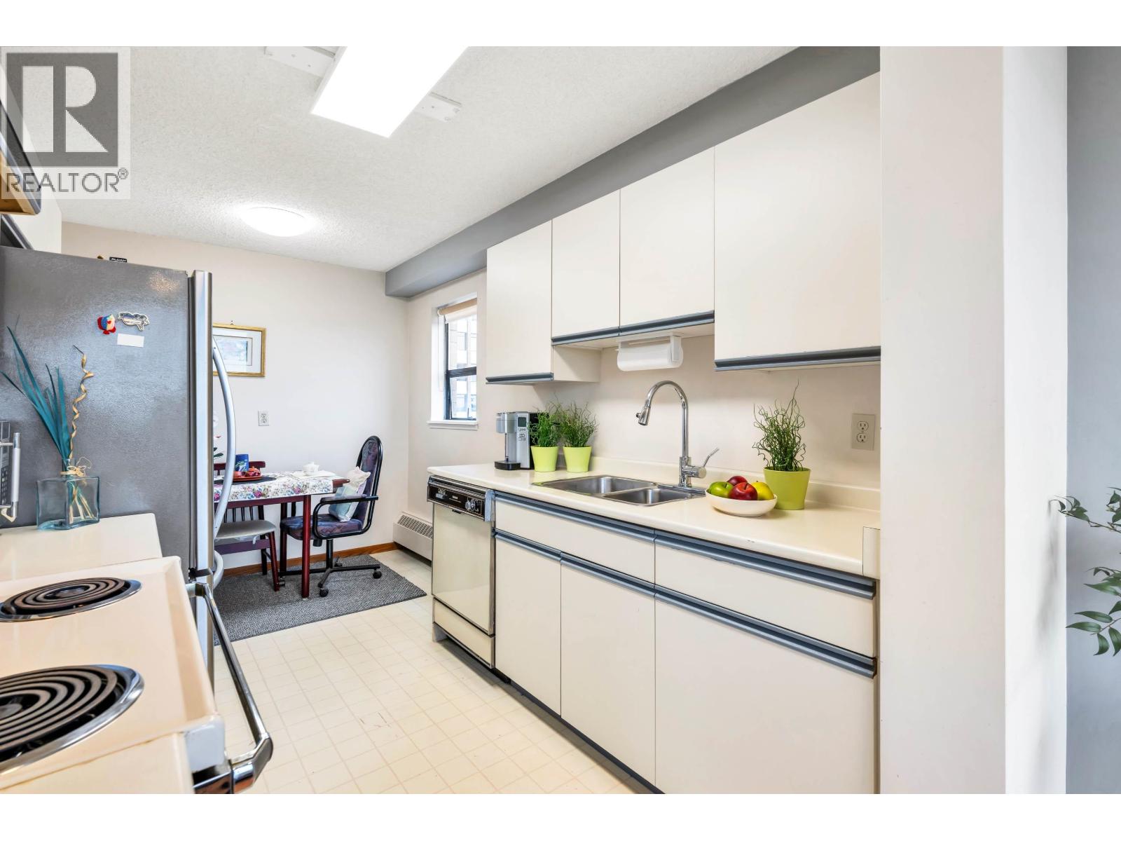 1010 6611 Minoru Boulevard, Richmond, British Columbia  V6Y 1Y9 - Photo 18 - R3074554