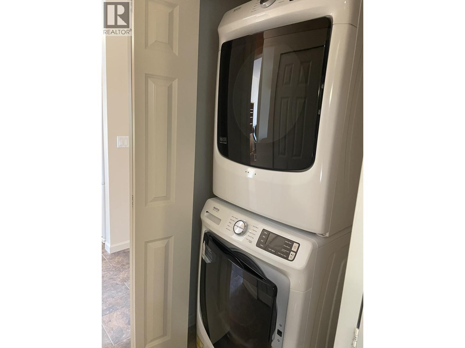 207 580 Raven Woods Drive, North Vancouver, British Columbia V7G 2T2 - Photo 7 - R3074556