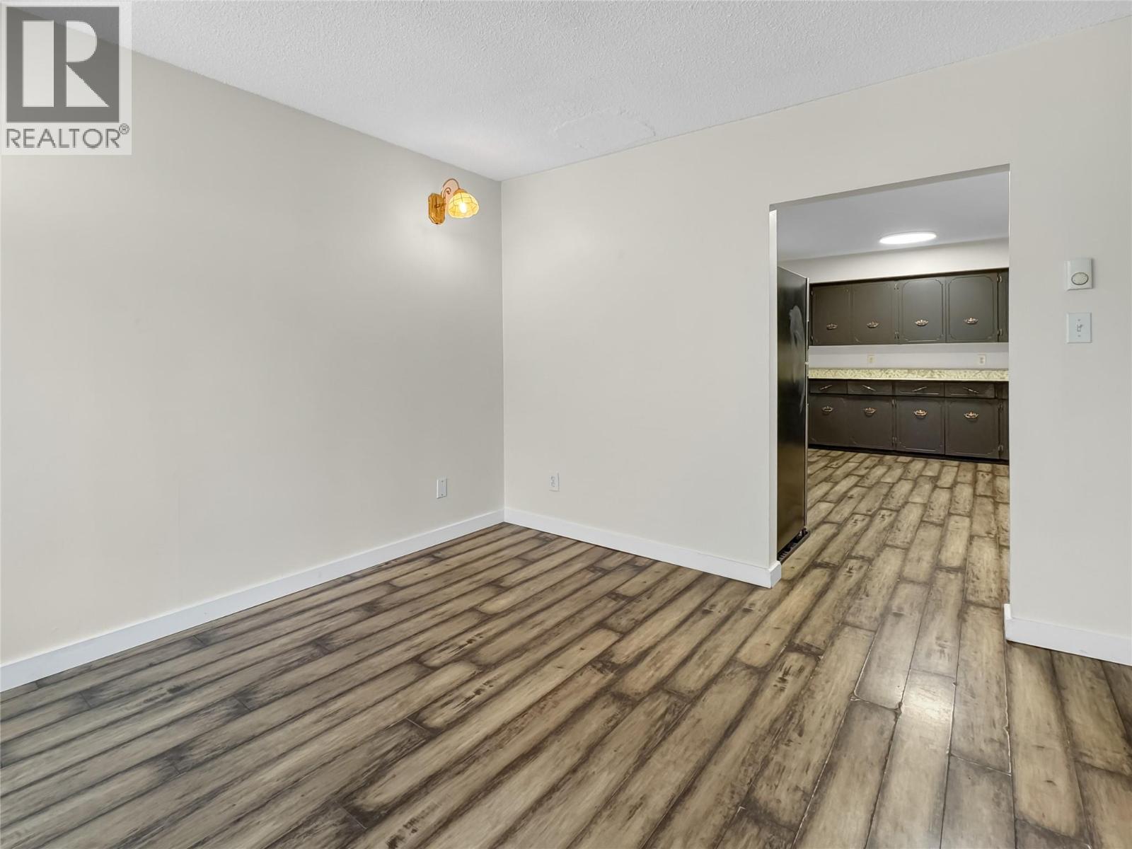 2210 Warren Avenue, Kimberley, British Columbia  V1A 1S9 - Photo 6 - 10365733