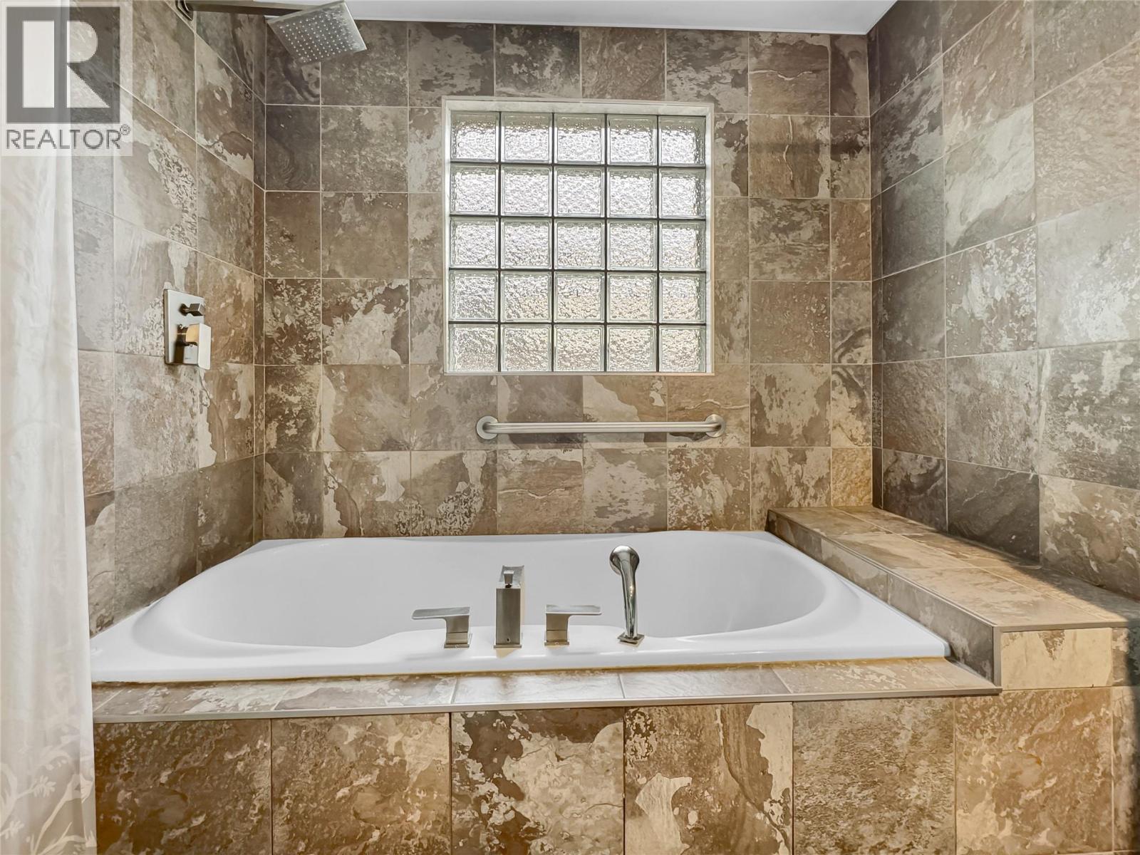 2210 Warren Avenue, Kimberley, British Columbia  V1A 1S9 - Photo 19 - 10365733