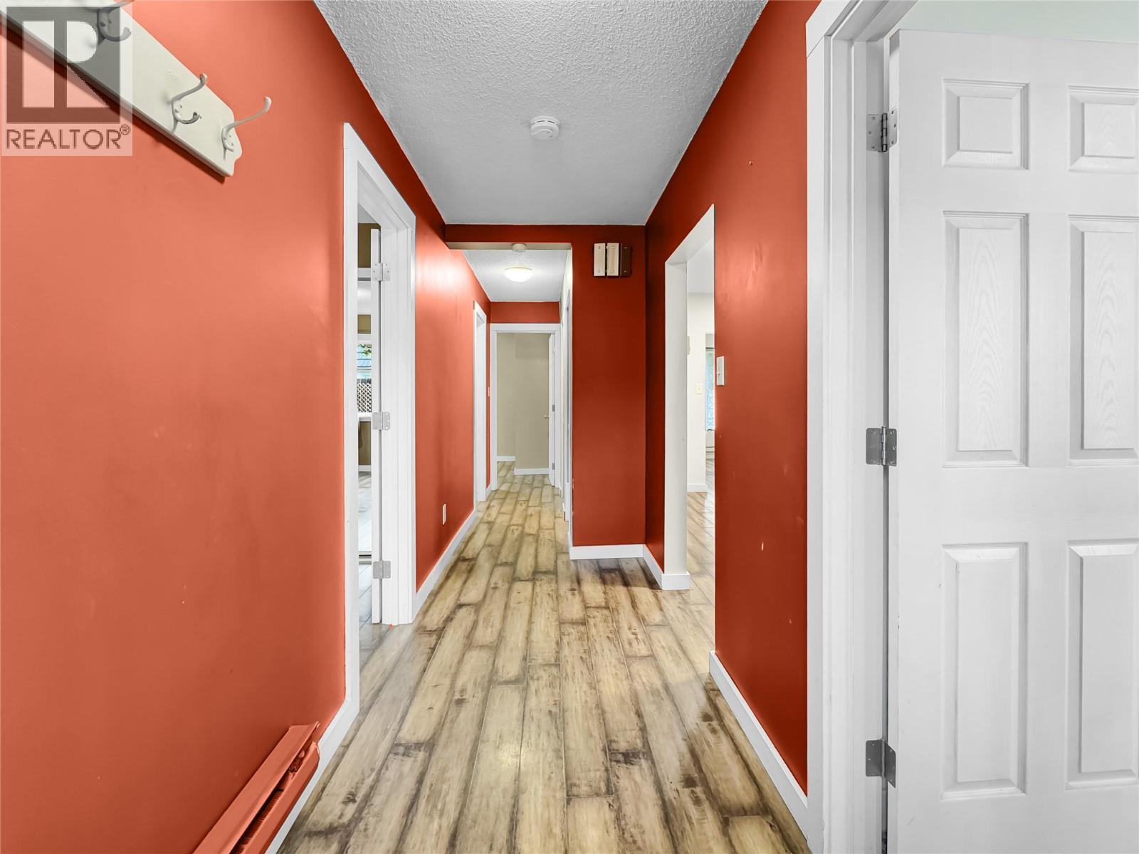 2210 Warren Avenue, Kimberley, British Columbia  V1A 1S9 - Photo 11 - 10365733