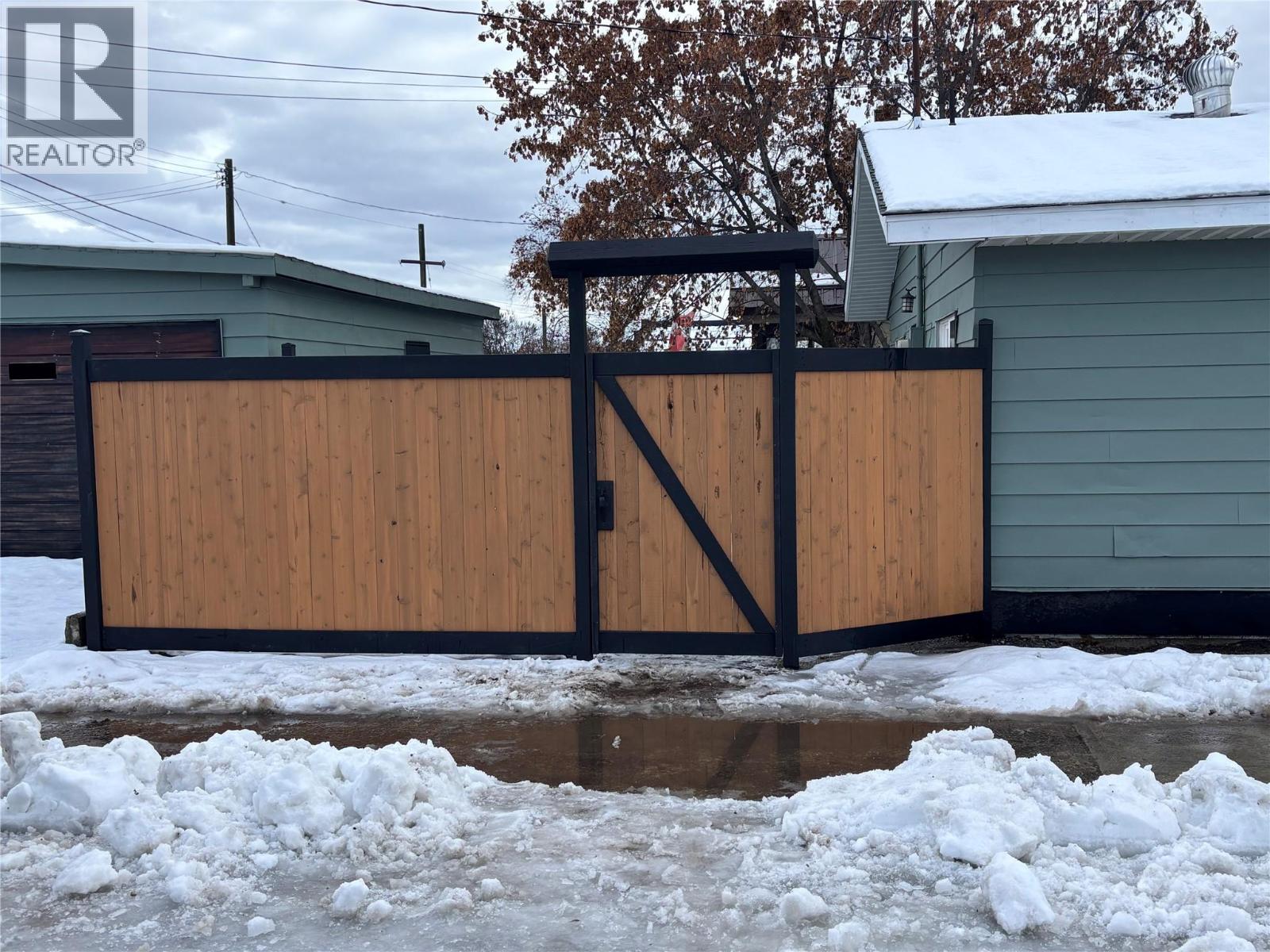 2210 Warren Avenue, Kimberley, British Columbia  V1A 1S9 - Photo 37 - 10365733