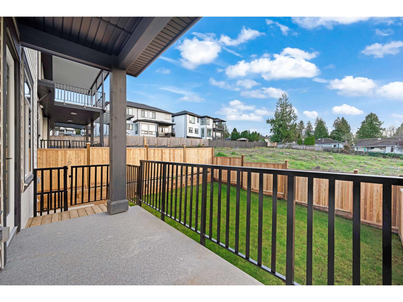 101 18002 63b Avenue, Surrey, British Columbia  V3S 4G1 - Photo 6 - R3074524