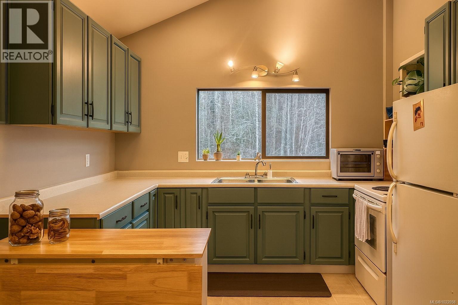 7521 Porier Rd, Sooke, British Columbia  V9Z 0J6 - Photo 37 - 1022058