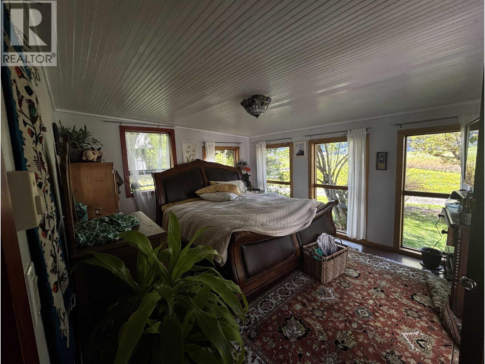 945 Erickson Road, Pemberton, British Columbia V0N 2L2 - Photo 4 - R3074557