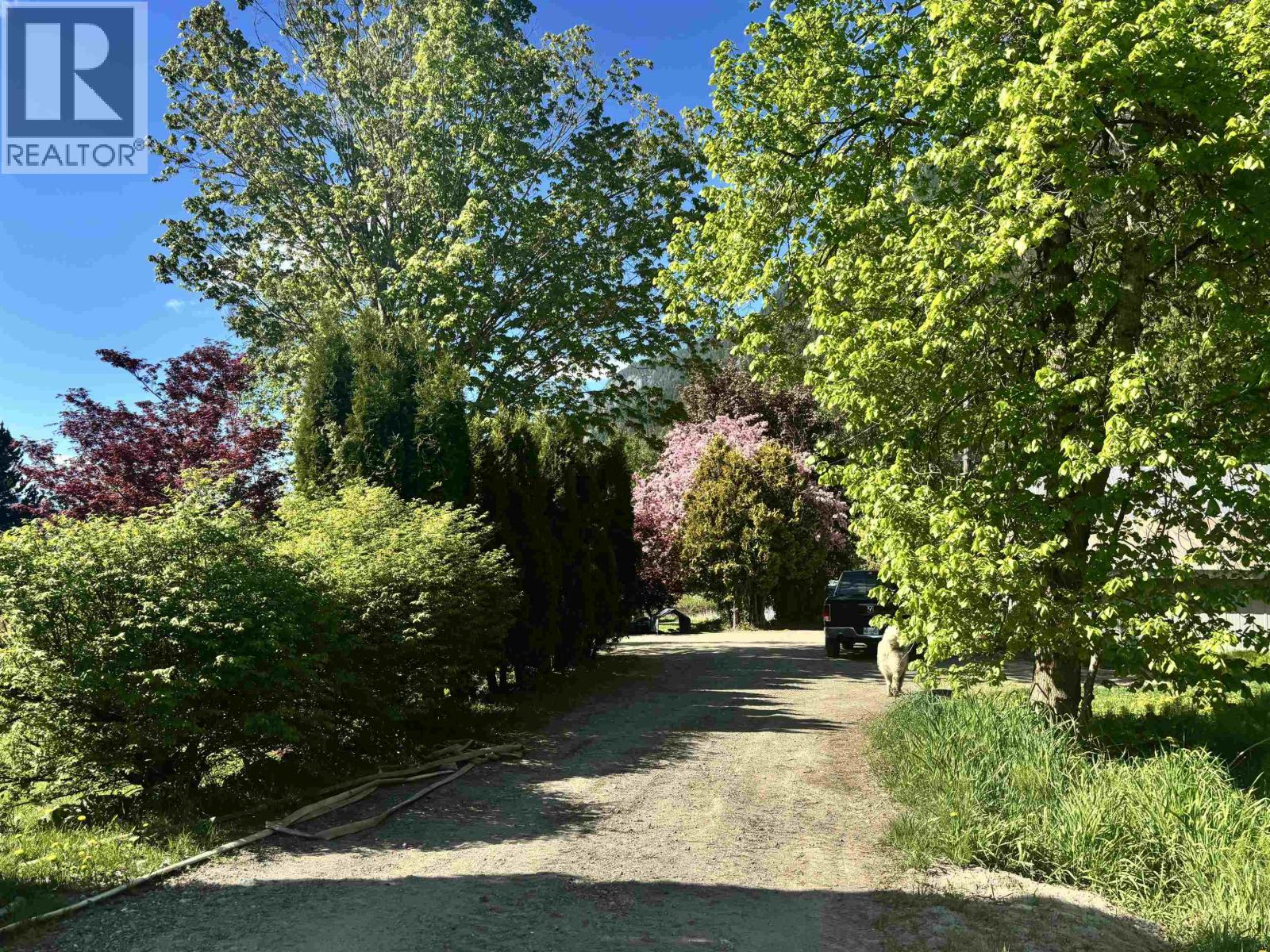 945 Erickson Road, Pemberton, British Columbia V0N 2L2 - Photo 7 - R3074557