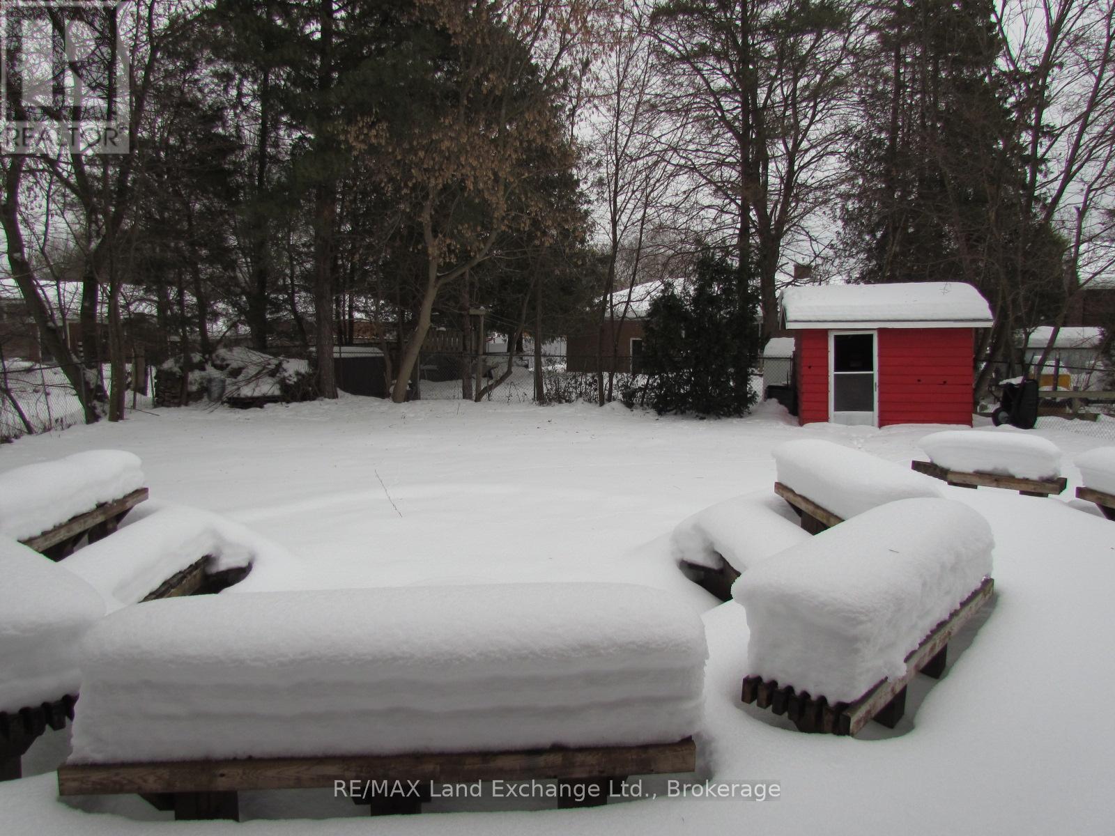 251 4th Avenue, Hanover, Ontario  N4N 2B6 - Photo 20 - X12643552