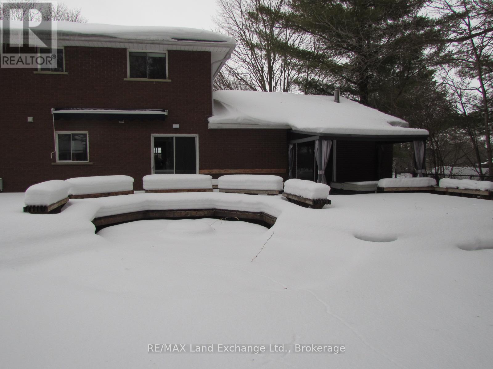 251 4th Avenue, Hanover, Ontario  N4N 2B6 - Photo 23 - X12643552