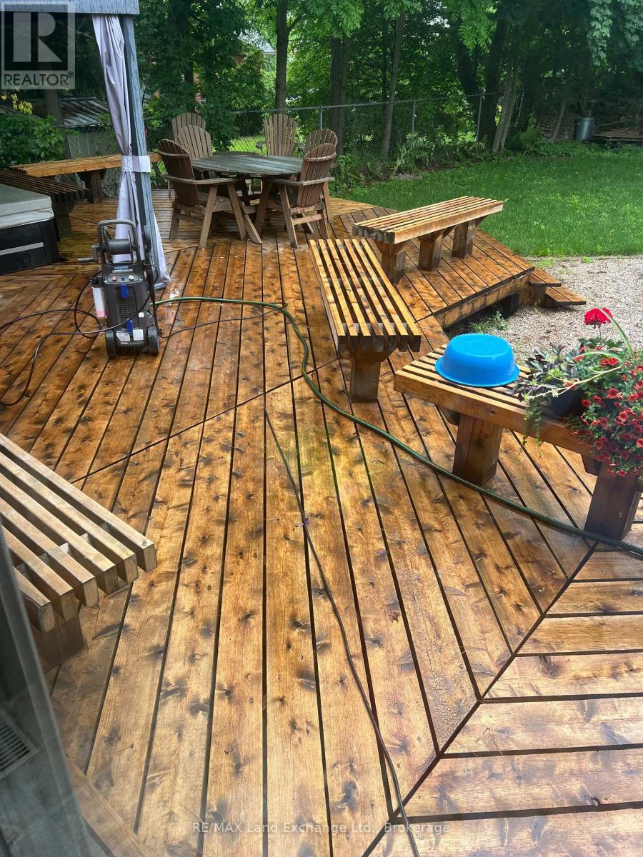 251 4th Avenue, Hanover, Ontario  N4N 2B6 - Photo 29 - X12643552