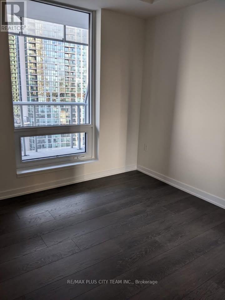 1402 - 28 Freeland Street, Toronto, Ontario  M5E 0E3 - Photo 6 - C12643226