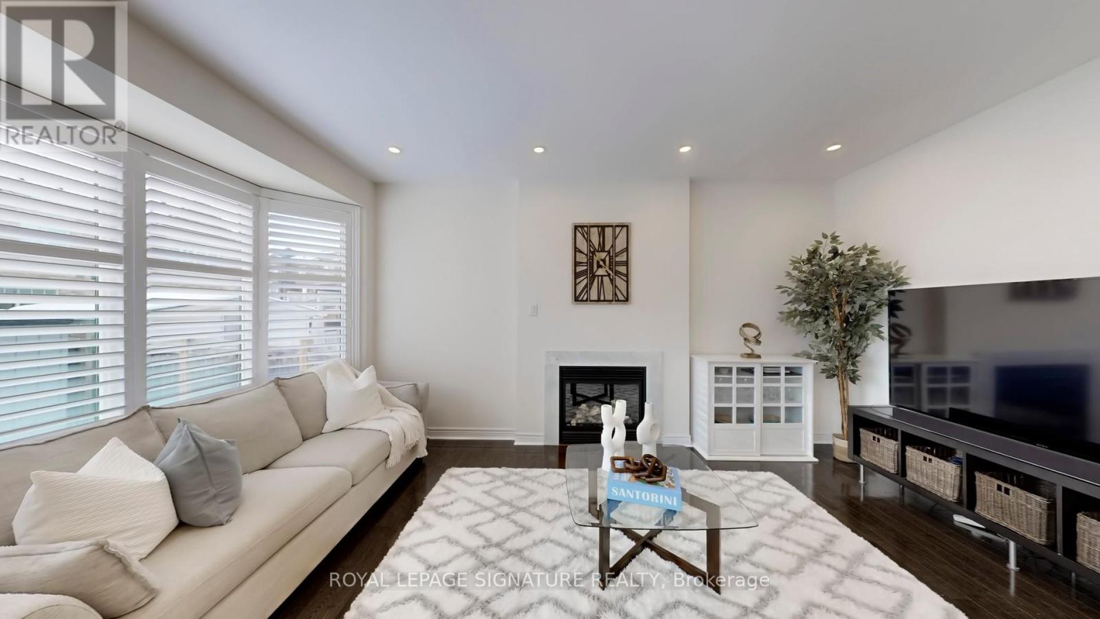 23 Frederick Stamm Crescent, Markham, Ontario  L6C 0X2 - Photo 4 - N12565628